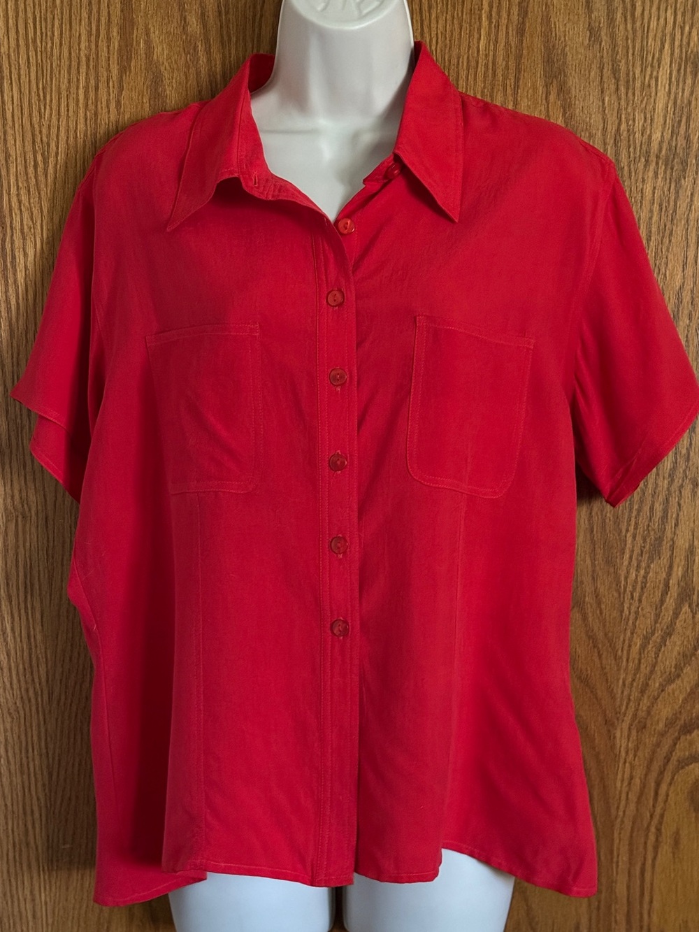 Silk Xposure Red Blouse Short Sleeves 100% Silk Button Front Women's Size Large
